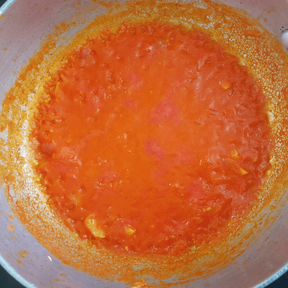how to make tomato sauce pasta